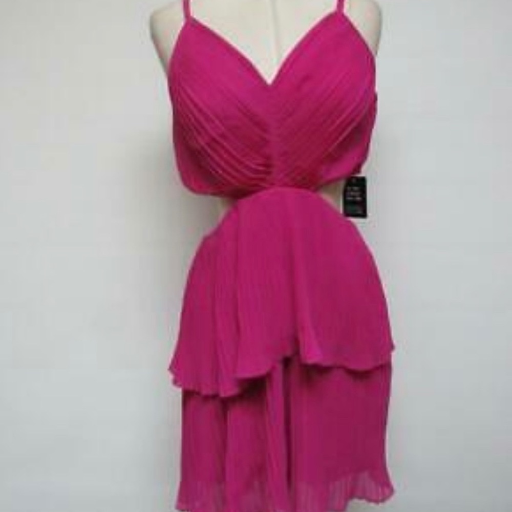 Magenta Mini Dress from Express 👗👗🌺🌺